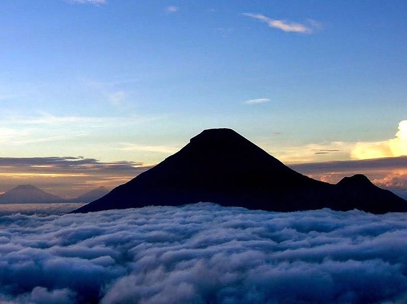 Gunung Sindoro